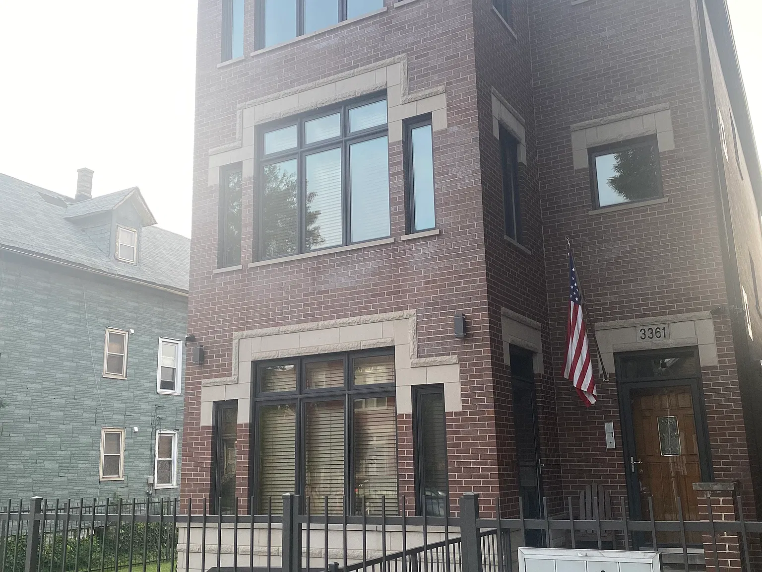 2 bed, 1250 sqft, $2,500 — Photo 2