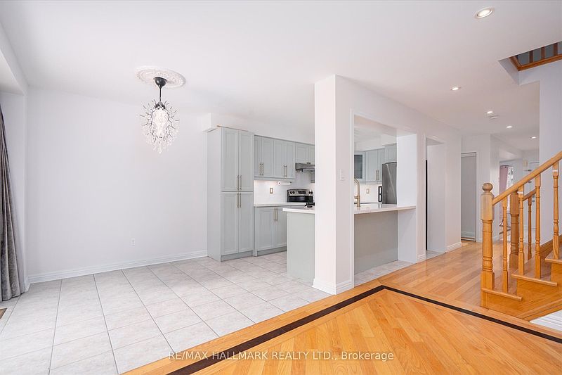 Toronto House for rent - 4 Bedrooms — photo 10