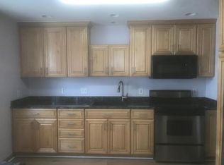 9206 Winchester Ave, Margate, NJ 08402