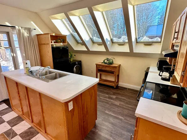 266 S Union St #C, Burlington, VT 05401