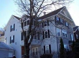 592 S Main St, Woonsocket, RI 02895