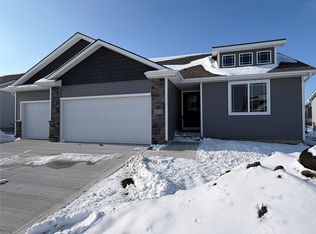 1512 NW Benjamin Dr, Ankeny, IA 50023