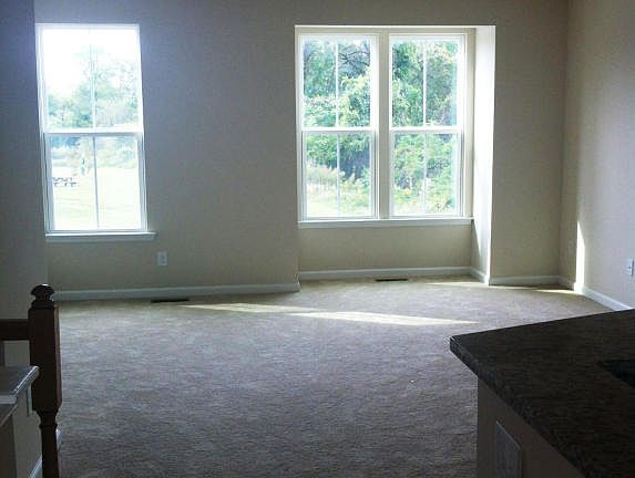 5th image of 8421 Taverns Ln