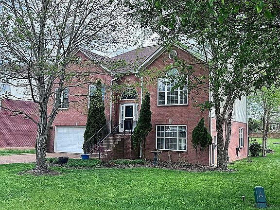 2nd image of 324 Moonwater Ct