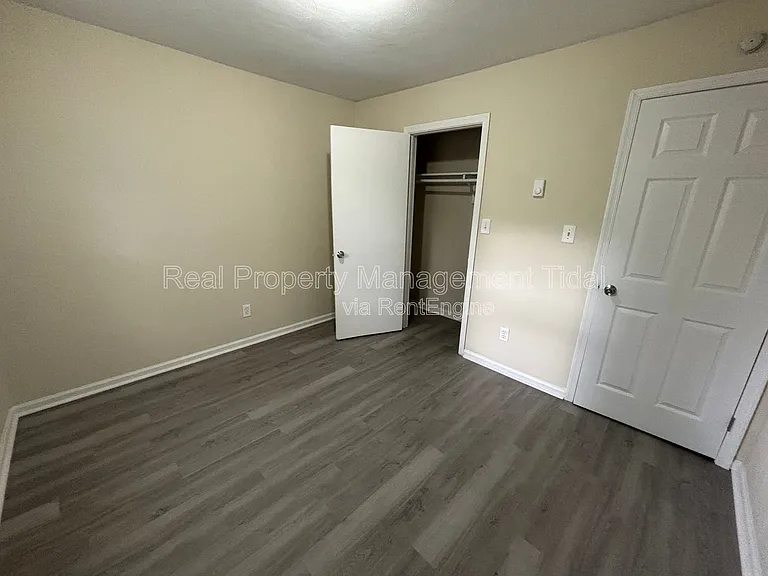 6255 Alexander St #6 — Photo 13