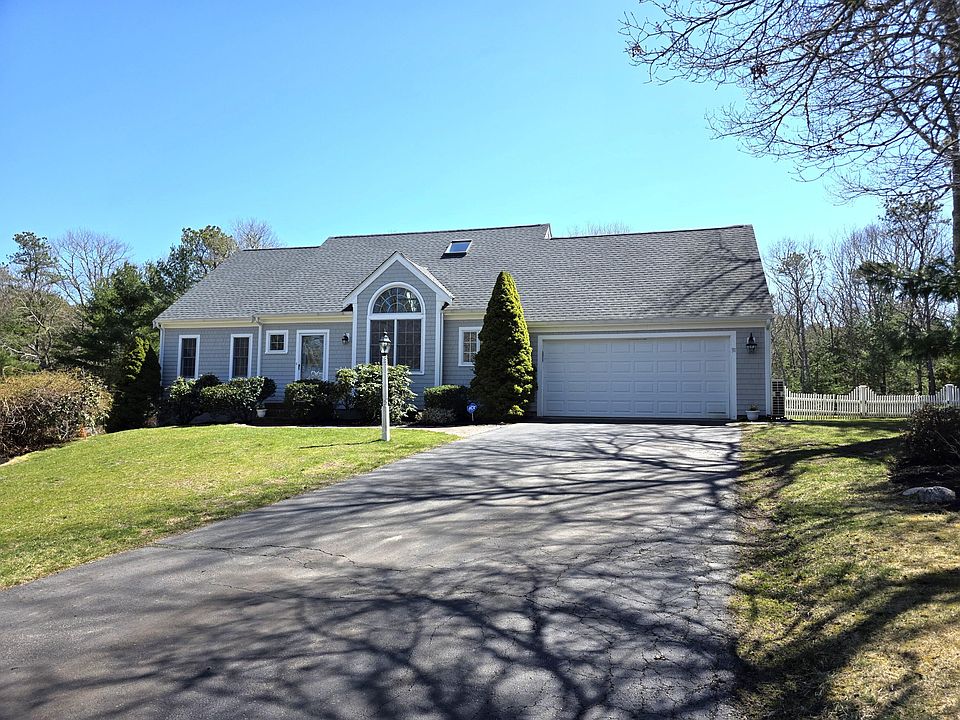 1st image of 31 Falling Leaf Lane