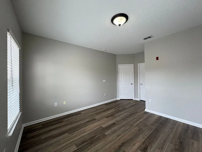 12021 Villanova Dr #112 — Photo 15