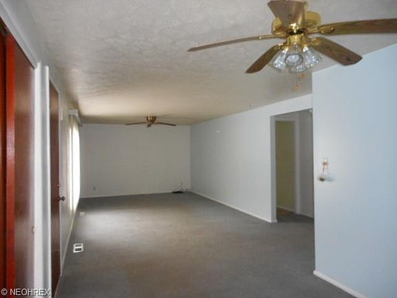 2nd image of 9035 N Plaza Dr