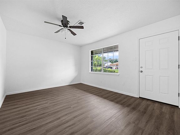 5th image of 3110 Brisbane St