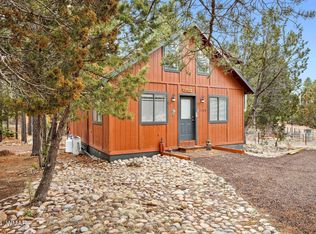 2103 Indian Trl, Overgaard, AZ 85933