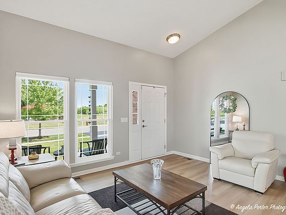 5th image of 31375 N Pineview Blvd