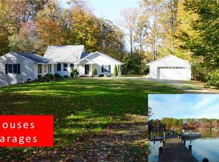 136 Arrowhead Dr, Weems, VA 22576