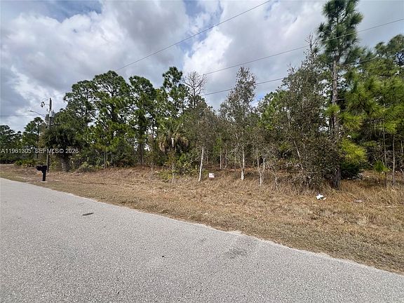 3rd image of 3400 Irma Ave N