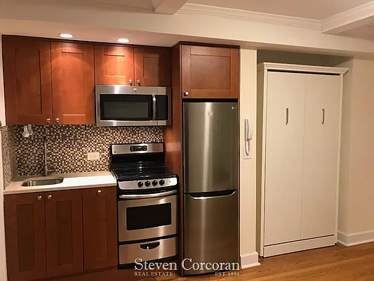 Rented by Steven Corcoran Real Estate | media 6