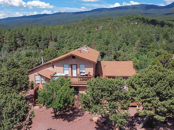 2nd image of 18 Casa Colina Ln