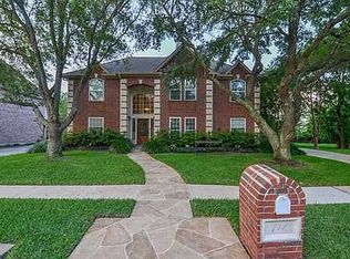 722 Huntercrest St, Seabrook, TX 77586