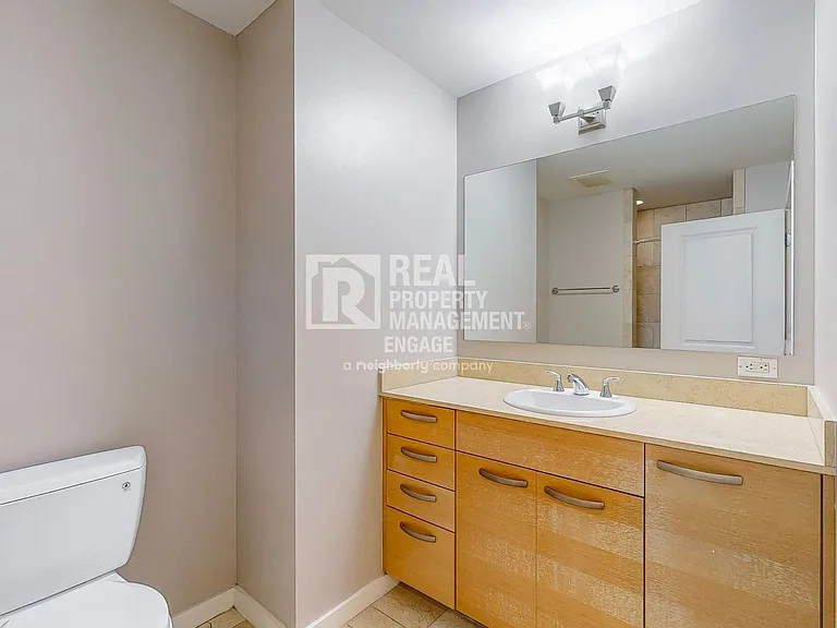 1200 Main St #910 — Photo 30