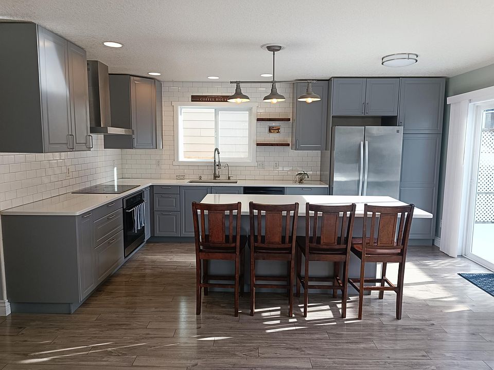 1st image of 7201 NE 55th St