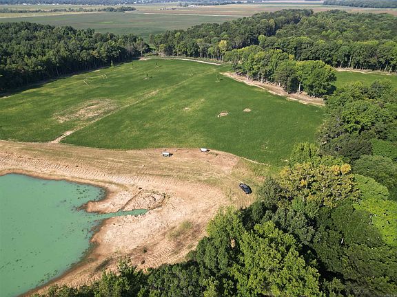 3rd image of 2250 Highway 243 Spur