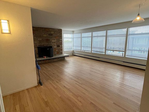 2nd image of 1901 Vallejo St #1