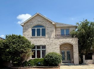 5727 S Meade Ave, Chicago, IL 60638