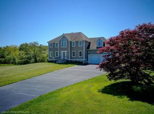 6 Old Orchard Farm Rd, Bristol, RI 02809