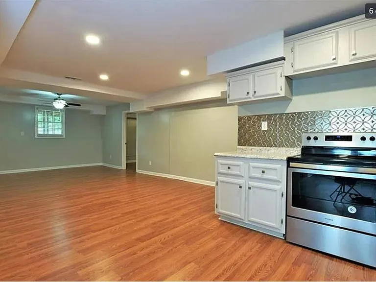 2945 Riverbend Dr — Photo 4