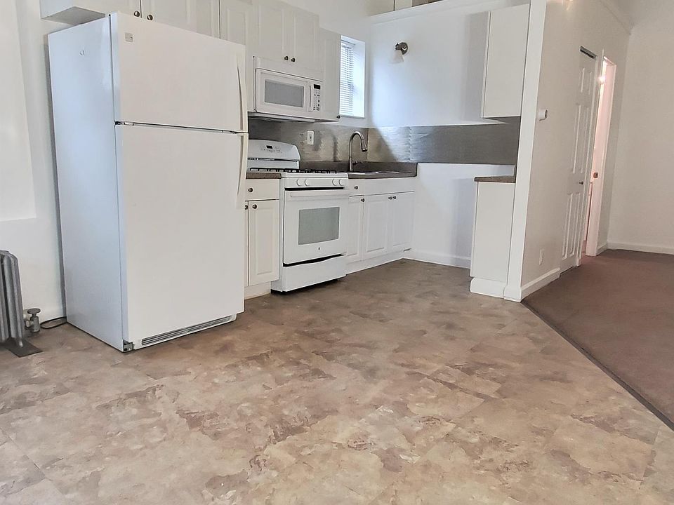 1st image of 2500 S Iseminger St #1F