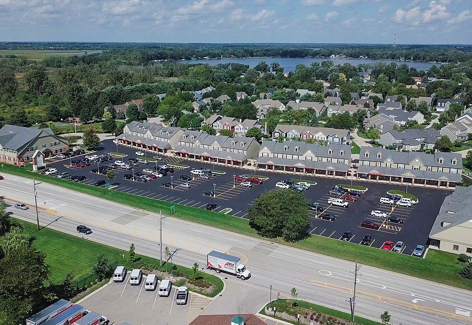 Washington Square of Grayslake