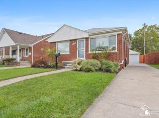 12936 Callender St, Southgate, MI 48195