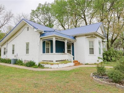 610 S Vine St, Holden, MO, 64040