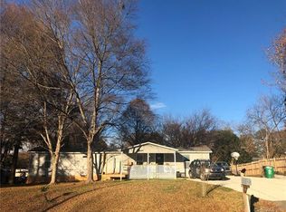 9733 Gel Garry Pl, Charlotte, NC 28215