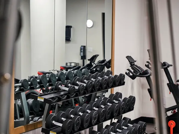 1295 5th Avenue image 13 of 19