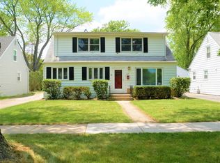 1002 N Dryden Ave, Arlington Heights, IL 60004