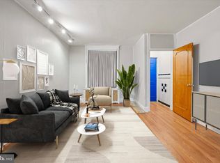 2524 S Franklin St, Philadelphia, PA 19148