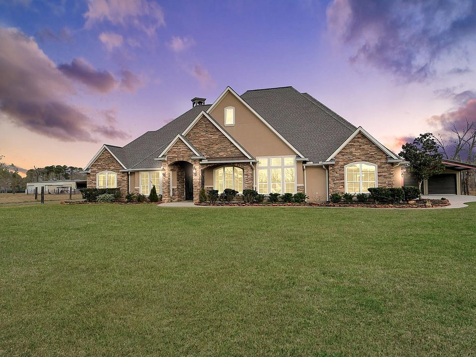 1st image of 524 N Gum Gully Rd