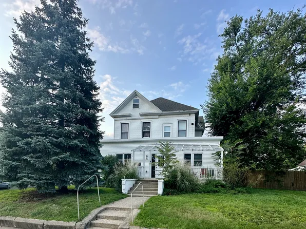 101 Pleasant St SE #3, Grand Rapids, MI 49503