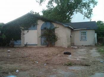1st image of 2921 Dickens Dr