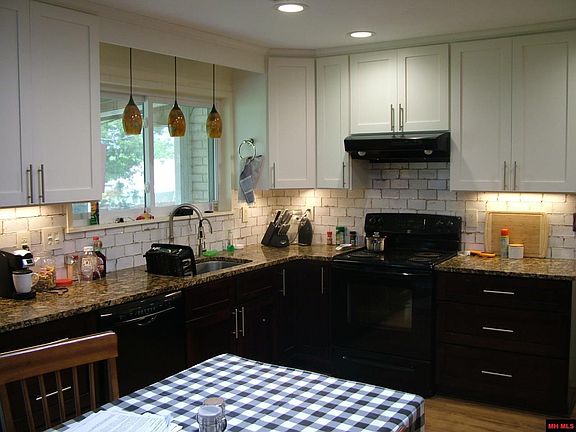 3rd image of 3305 Turnage Cir