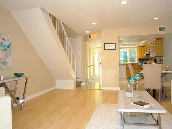 3rd image of 219 N Temple Dr
