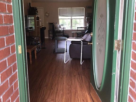 2nd image of 1957 Cardinal Ln
