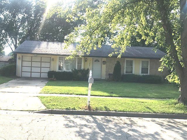 2nd image of 1190 Hunter Dr