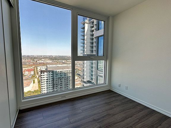 5th image of 1000 Portage Pkwy #4803