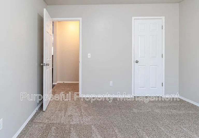 1809 W Antler Way — Photo 24
