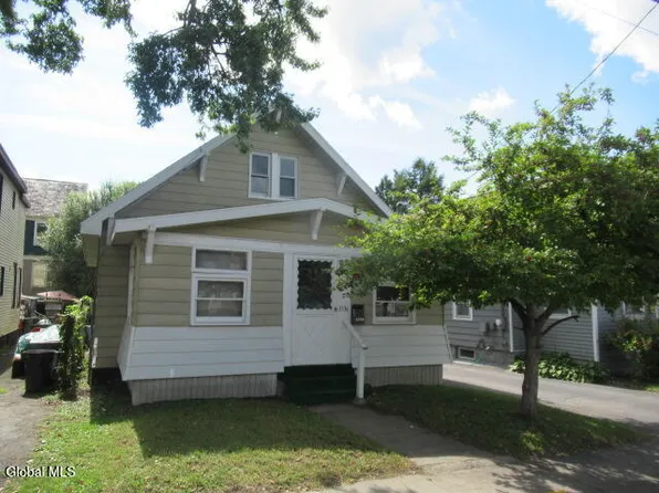 1536 State Street, Schenectady, NY 12304