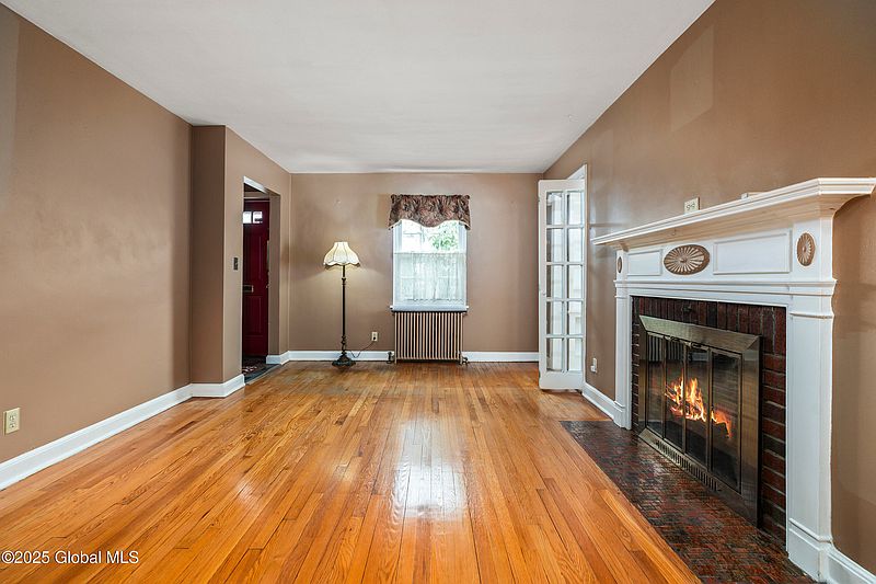 5th image of 164 Brevator Street