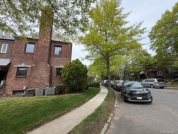 2nd image of 13843 76th Avenue