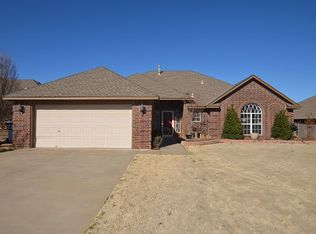 8109 NW 83rd Pl, Oklahoma City, OK 73132