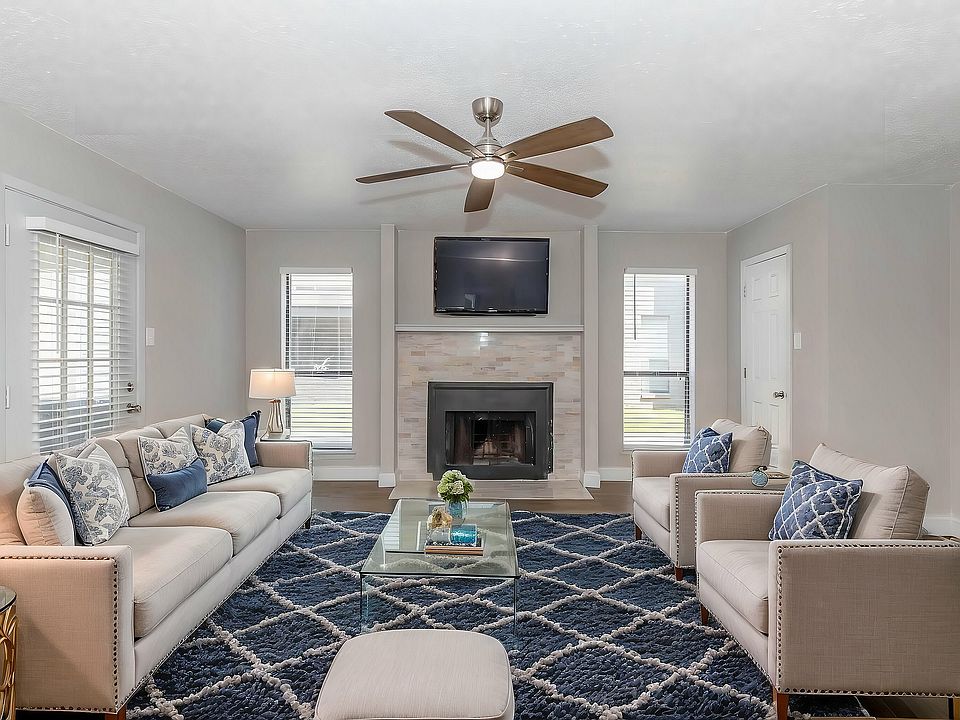 B1 Living Room