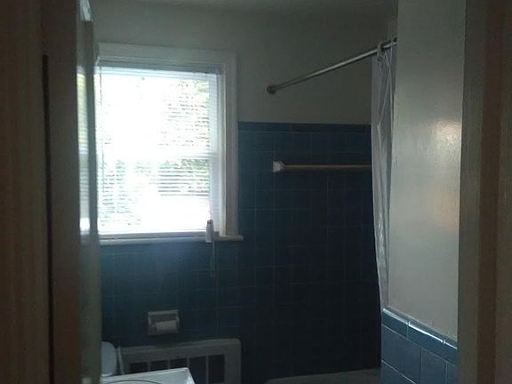 2nd image of 1210 Daniel Ave Fl 2nd